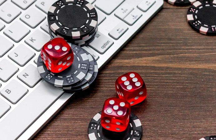 オンラインカジノ 無料で楽しむ方法 - 無料プレイガイド